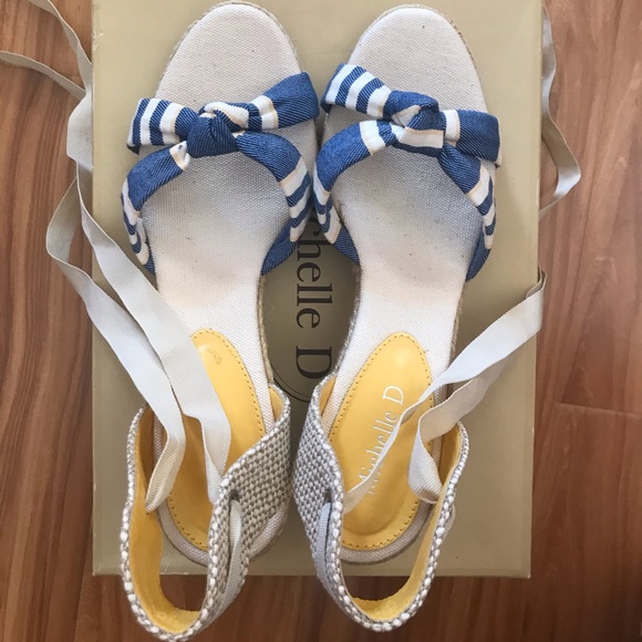 NEW Espadrilles | Michelle D - Picture 2 of 7